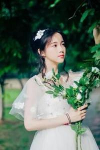 报告总裁，夫人带球跑